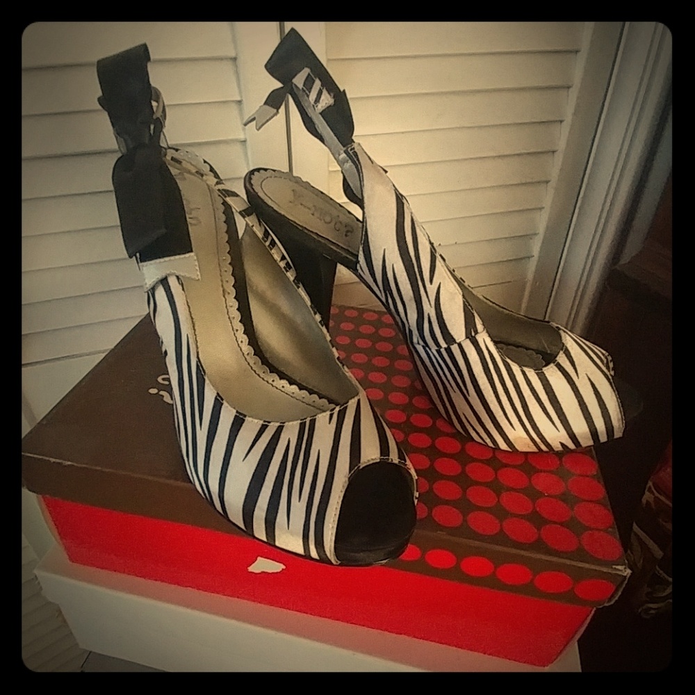 Platform Zebra print Sling backs Size 9